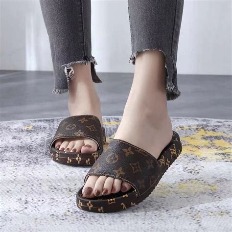 lv slippers for women.